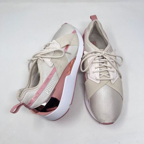 Puma Sneakers - White with Pink Accents - Women’s Size 10 - Excellent Preowned C - Picture 10 of 10